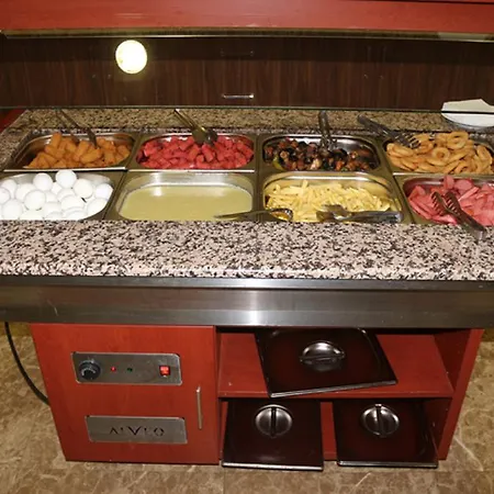 Hotel Mesnevi 2*